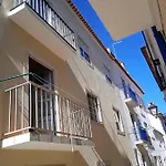 Chalas Place Apartamento *