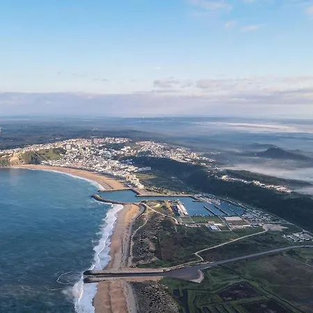 Chalas Place Apartament *