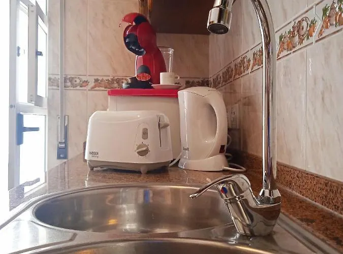 Chalas Place Apartman *